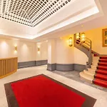 Exceptional Apt With 3 Terraces & Eiffel Tower View - Mobility Lease