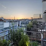 Exceptional Apt With 3 Terraces & Eiffel Tower View - Mobility Lease